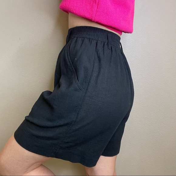 Vintage 90s black cotton gauze pleat front longline pull-on mom shorts LizWear S - Picture 12 of 17